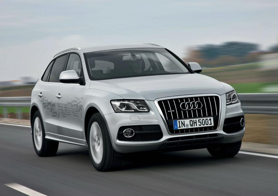  Audi Q5 Hybrid Quattro (8R) 2011 года  (фото 26 из 40)